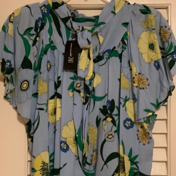 NWT𝅺international CONCEPTS WOMAN S/S FLORAL TIES BACK WOMAN BLOUSE SIZE US PXL‌ - Picture 8 of 13